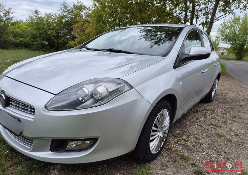 2010' Fiat Bravo photo #2