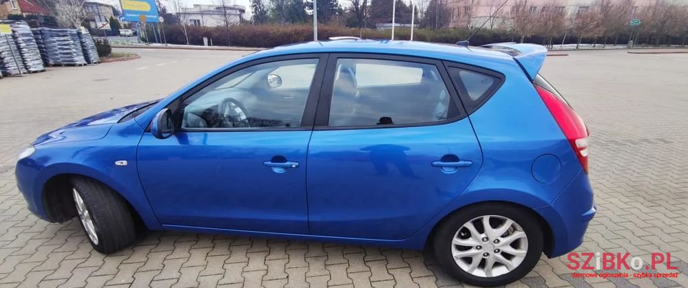 2007' Hyundai i30 1.6 Crdi Comfort photo #6