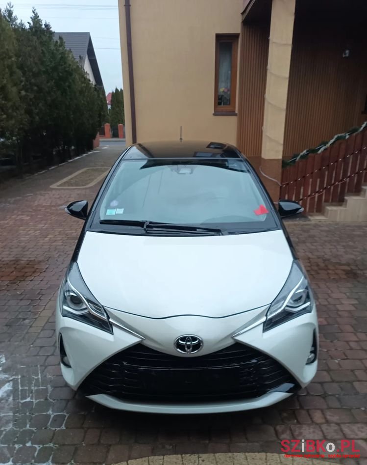 2018' Toyota Yaris 1.0 Vvt-I Comfort photo #1