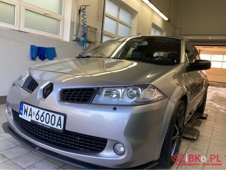 2007' Renault Megane photo #1