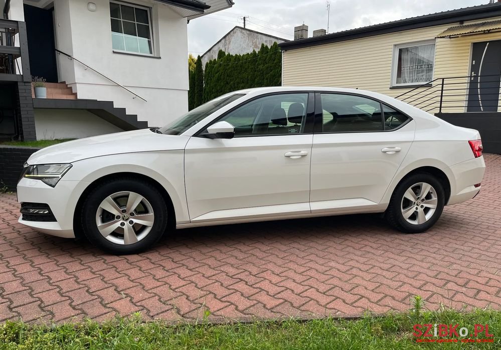 2020' Skoda Superb 1.5 Tsi Act Active photo #4