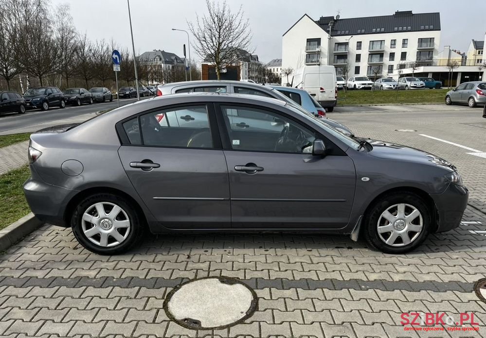 2007' Mazda 3 photo #2