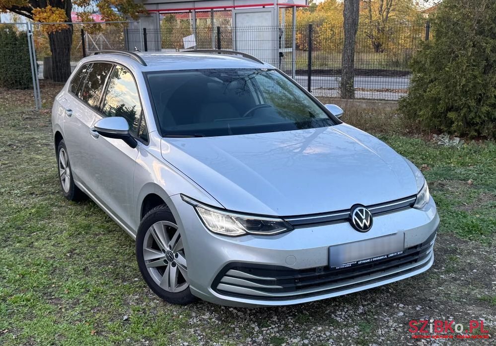 2023' Volkswagen Golf 1.5 Tsi Evo Life photo #1