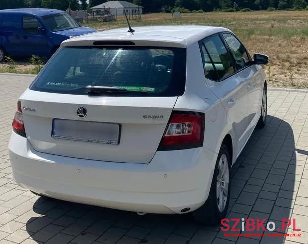 2015' Skoda Fabia photo #6