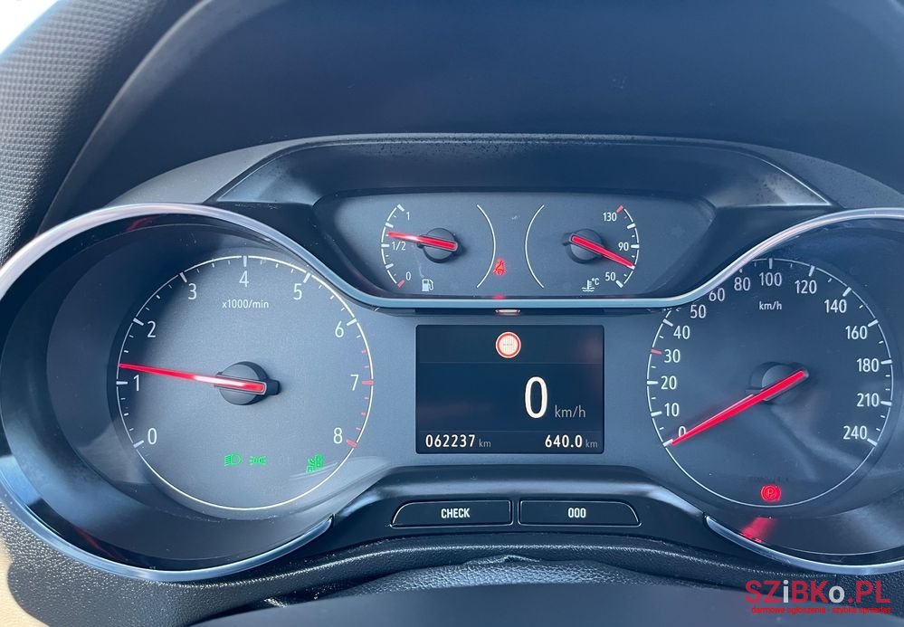 2018' Opel Crossland X photo #4