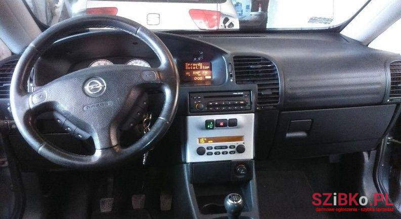 2003' Opel Zafira photo #5