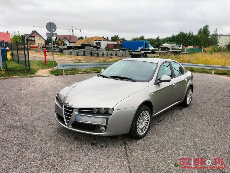 2008' Alfa Romeo 159 photo #1