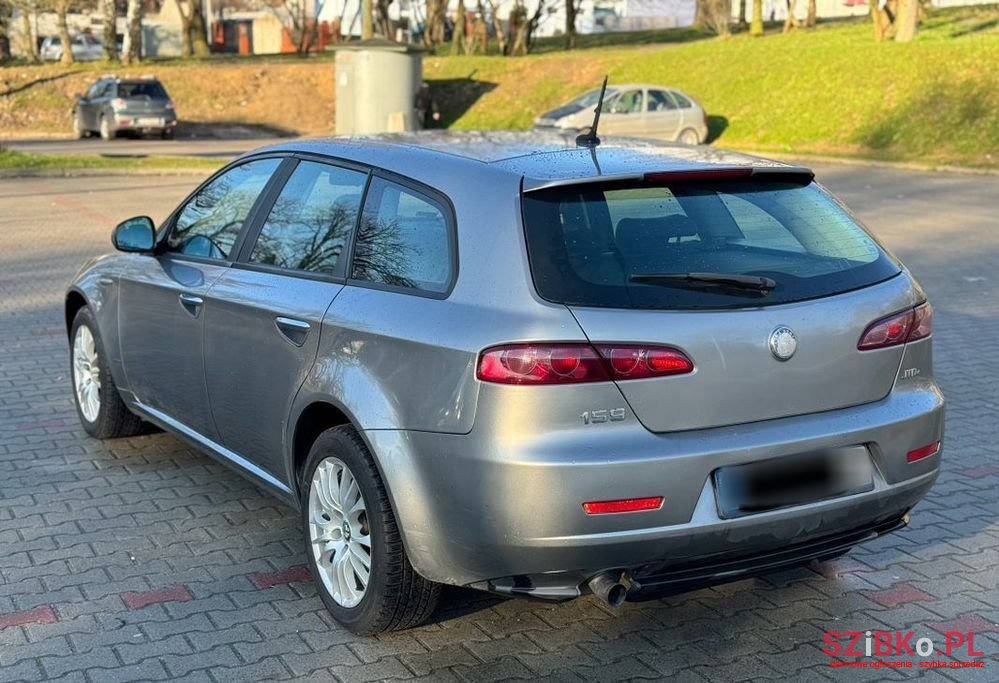2008' Alfa Romeo 159 photo #2