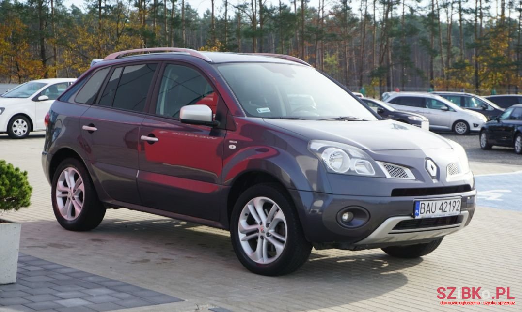 2011' Renault Koleos photo #2