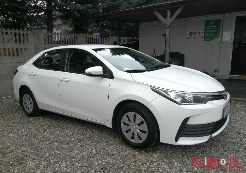 2017' Toyota Corolla photo #1