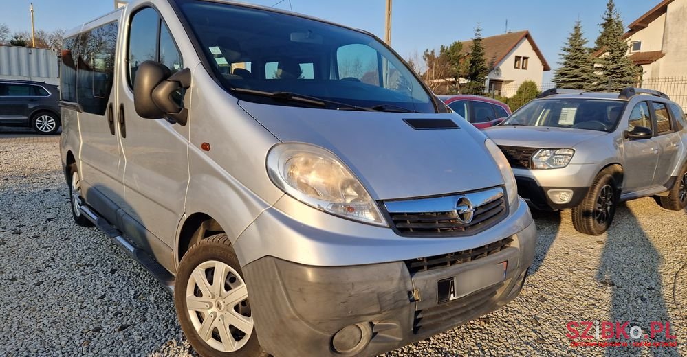 2009' Opel Vivaro photo #1