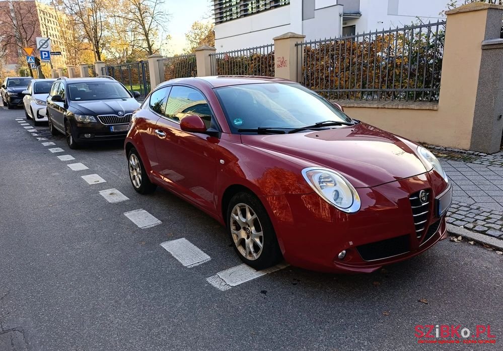 2009' Alfa Romeo MiTo 1.4 16V Turismo photo #2