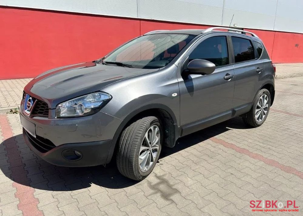 2012' Nissan Qashqai 2.0 4X4 360 Cvt photo #4