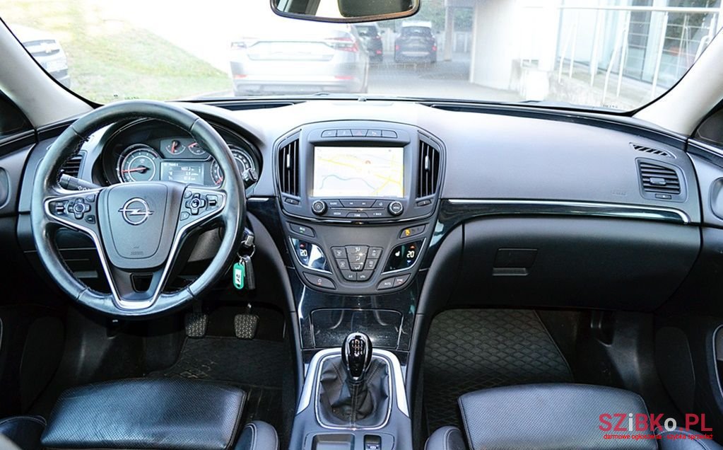 2016' Opel Insignia photo #6