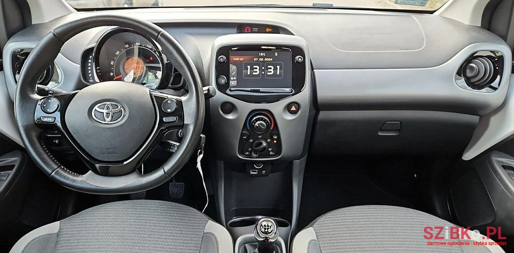 2021' Toyota Aygo photo #4