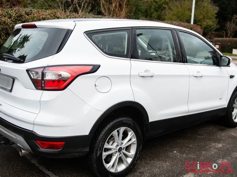 2018' Ford Kuga 2.0 Tdci 4X4 Titanium photo #5