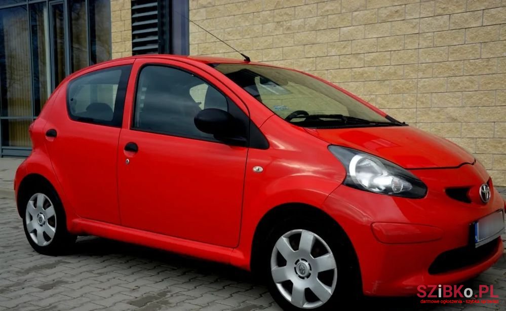 2008' Toyota Aygo 1.0 Vvt-I Luna photo #1