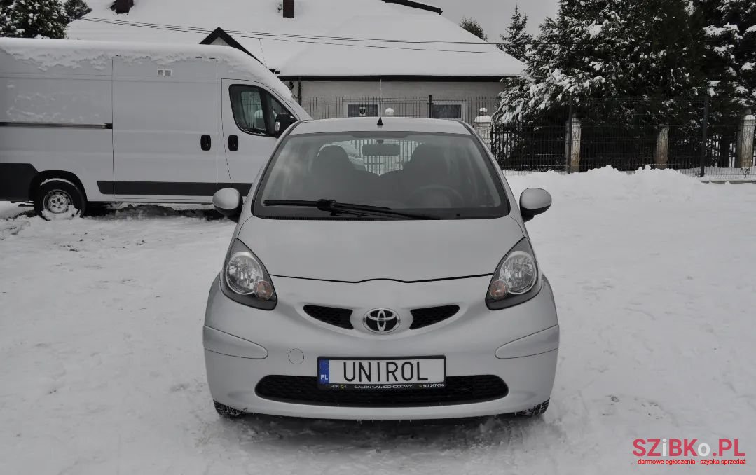 2007' Toyota Aygo photo #2