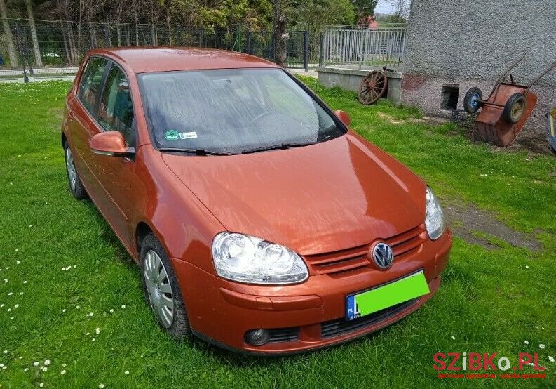 2006' Volkswagen Golf photo #1