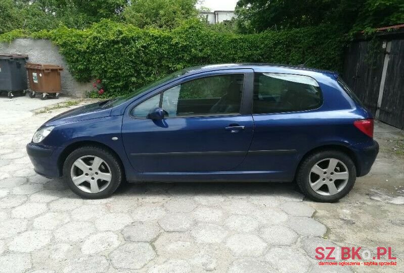 2001' Peugeot 307 photo #1