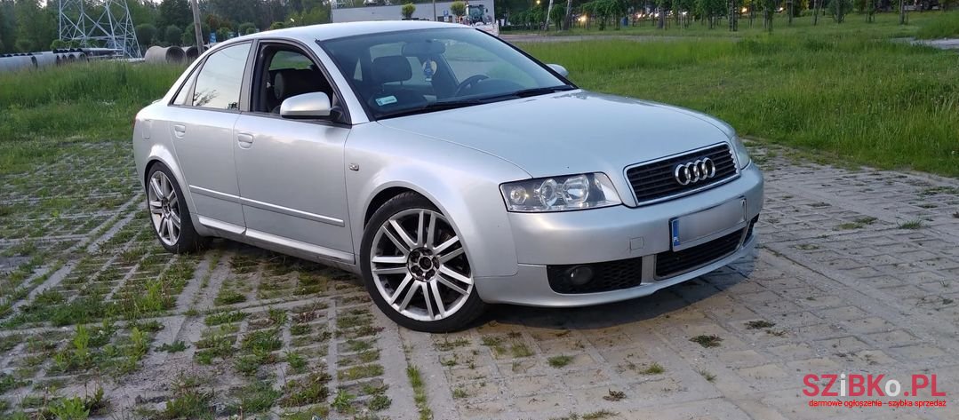 2004' Audi A4 photo #2