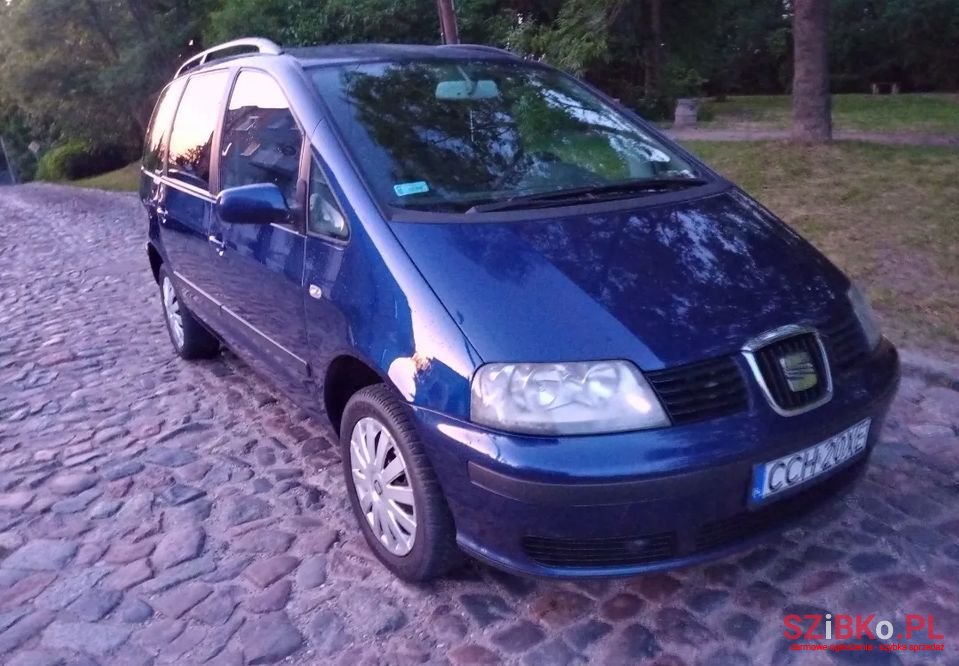 2004' SEAT Alhambra photo #2