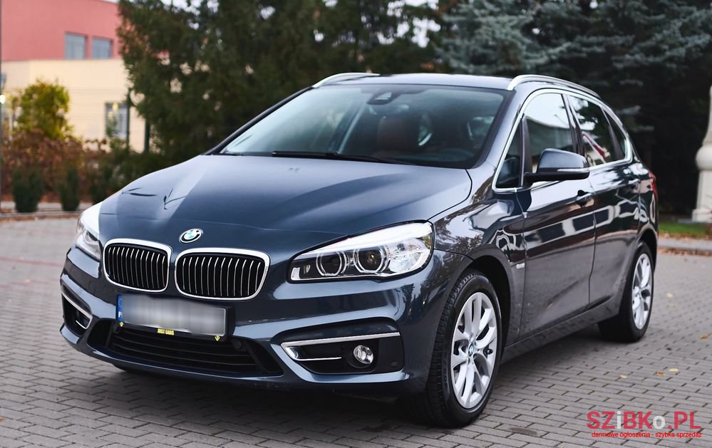 2016' BMW 2 Series 218D photo #5