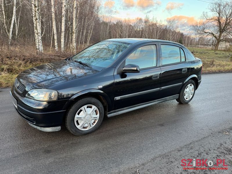 2002' Opel Astra 1.6 Elegance photo #2