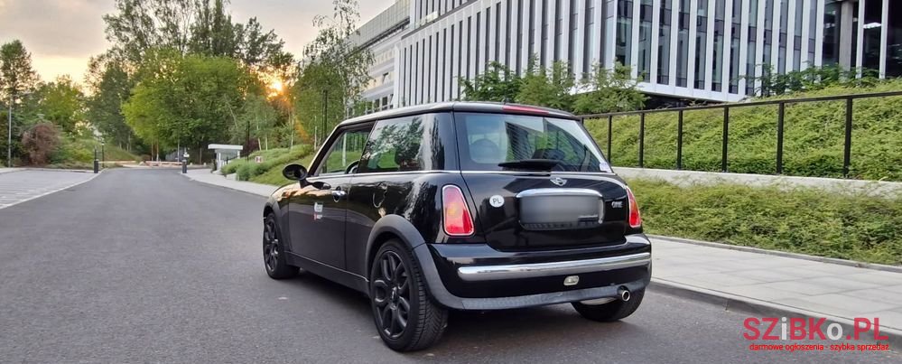 2004' MINI One Standard photo #5