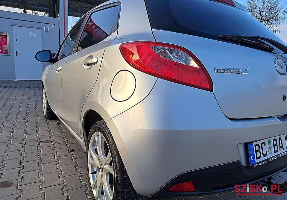 2008' Mazda 2 photo #4
