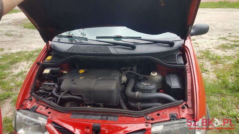 1998' Renault Megane photo #3