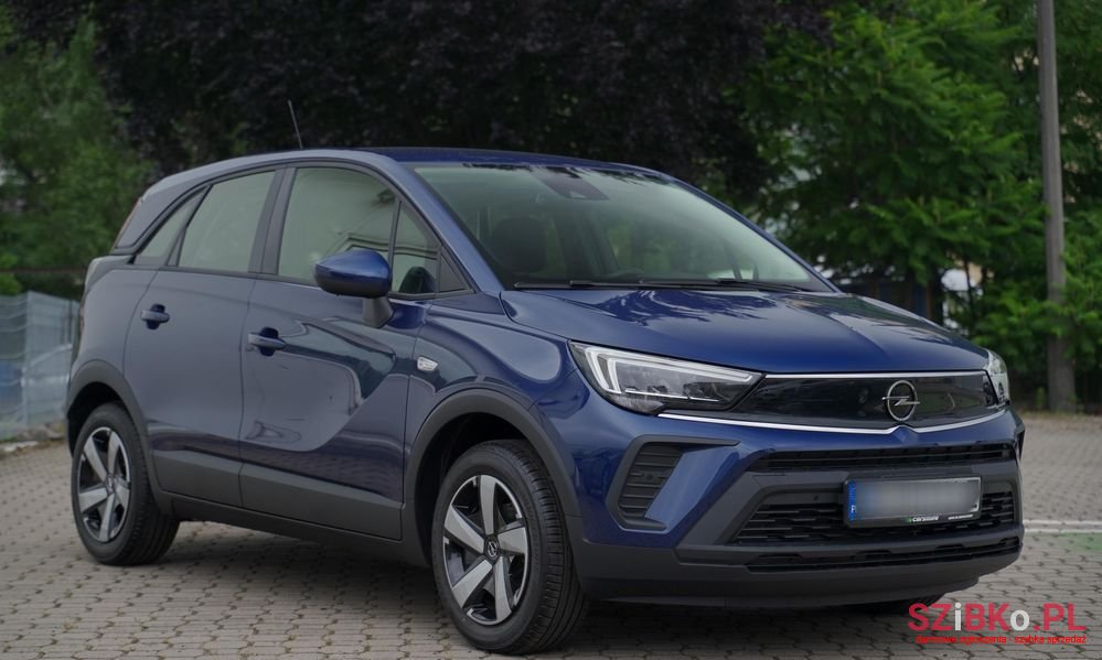 2023' Opel Crossland X photo #2