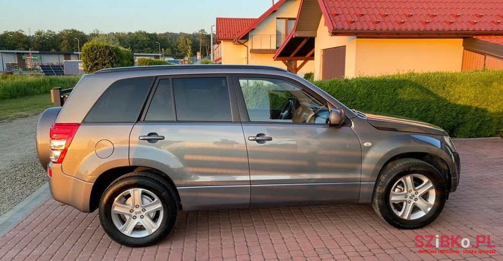 2007' Suzuki Grand Vitara photo #2