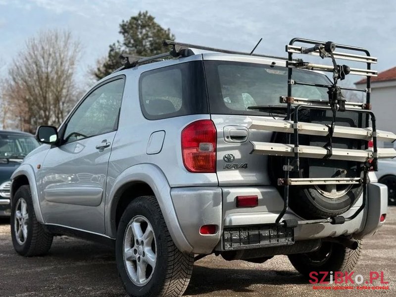 2002' Toyota RAV4 4X4 photo #3