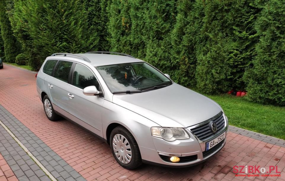 2007' Volkswagen Passat photo #1