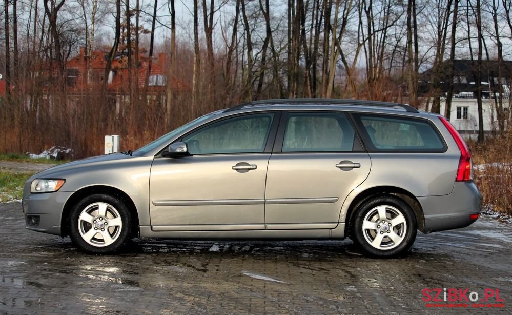 2008' Volvo V50 photo #6