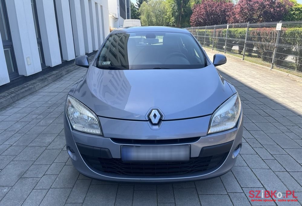2010' Renault Megane 1.5 Dci Generation photo #2