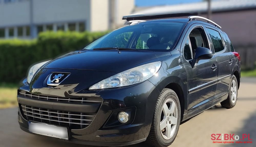 2011' Peugeot 207 95 Vti Filou photo #5