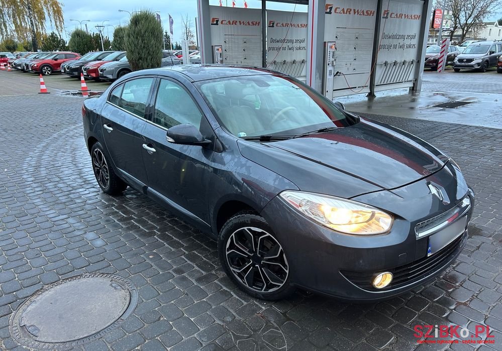 2012' Renault Fluence photo #3