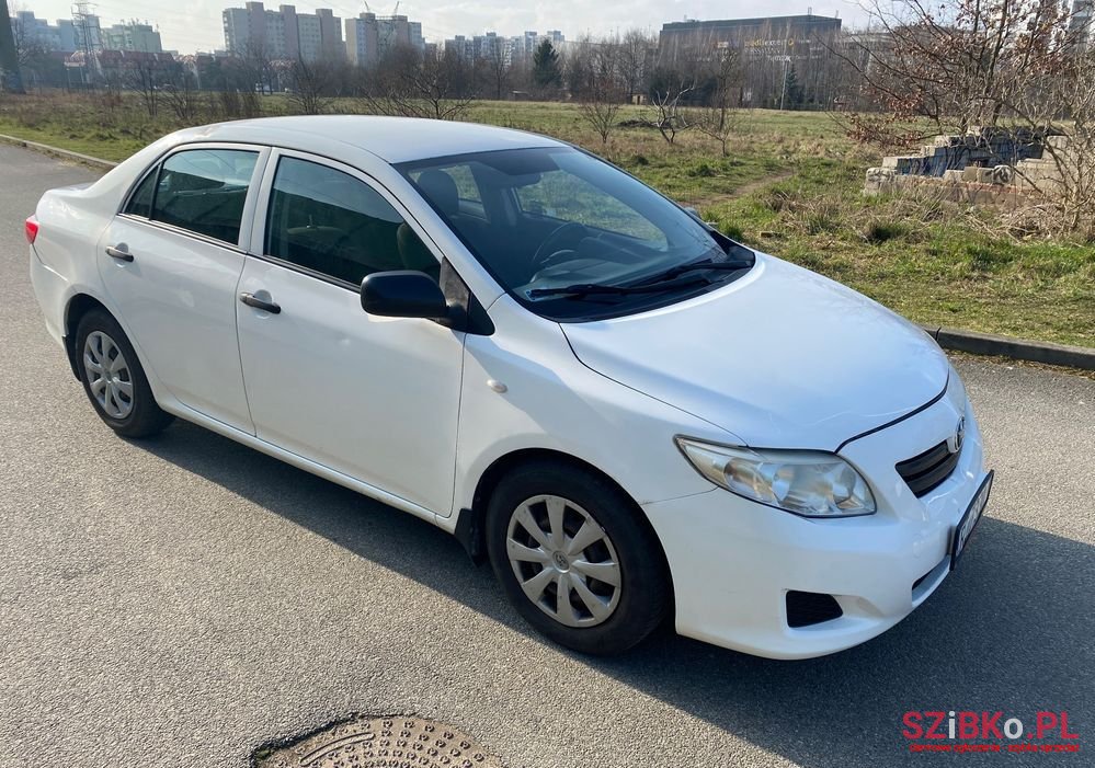 2009' Toyota Corolla 1.4 D-4D Terra photo #1