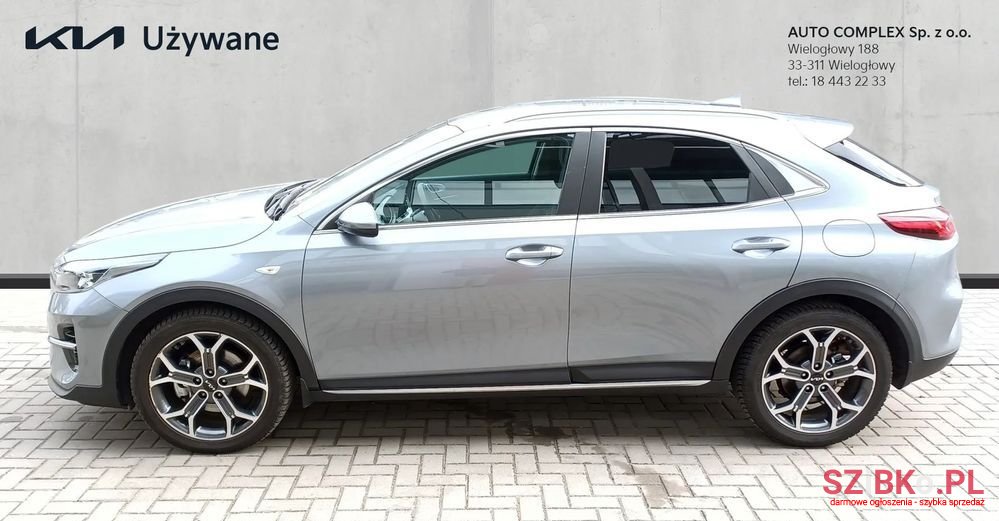 2023' Kia XCeed 1.5 T-Gdi M photo #2