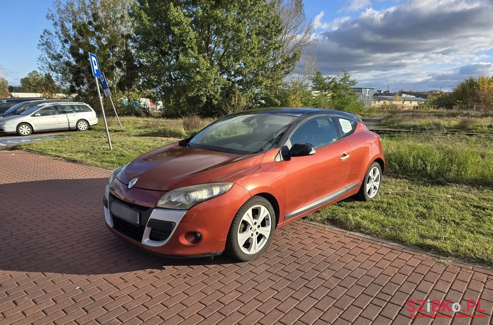 2009' Renault Megane 2.0 Dci Dynamique photo #1