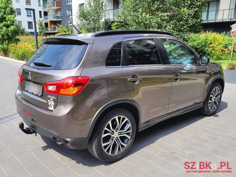 2016' Mitsubishi ASX photo #4