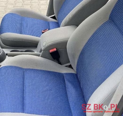 2008' Volkswagen Caddy photo #6