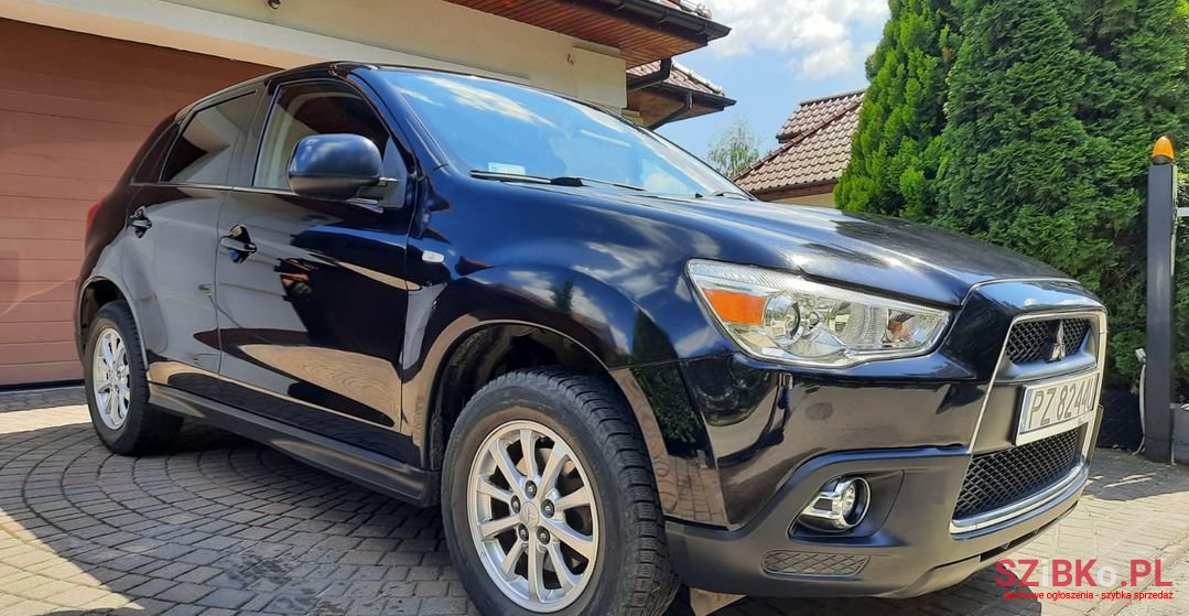 2010' Mitsubishi ASX photo #4