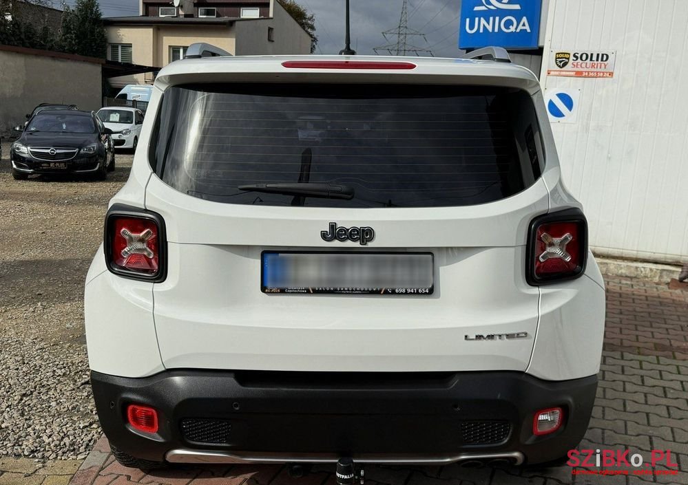 2014' Jeep Renegade photo #4