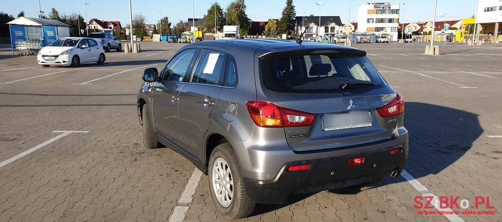 2010' Mitsubishi ASX photo #3