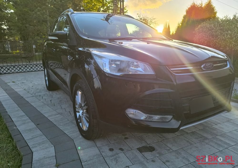2014' Ford Kuga photo #2