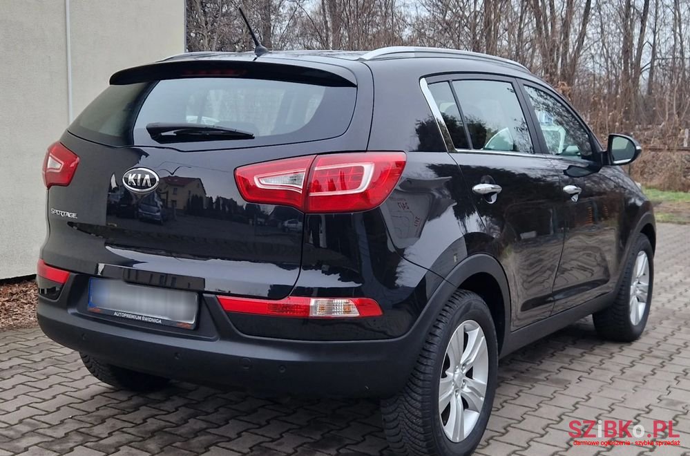 2010' Kia Sportage 1.6 Gdi L 2Wd photo #3