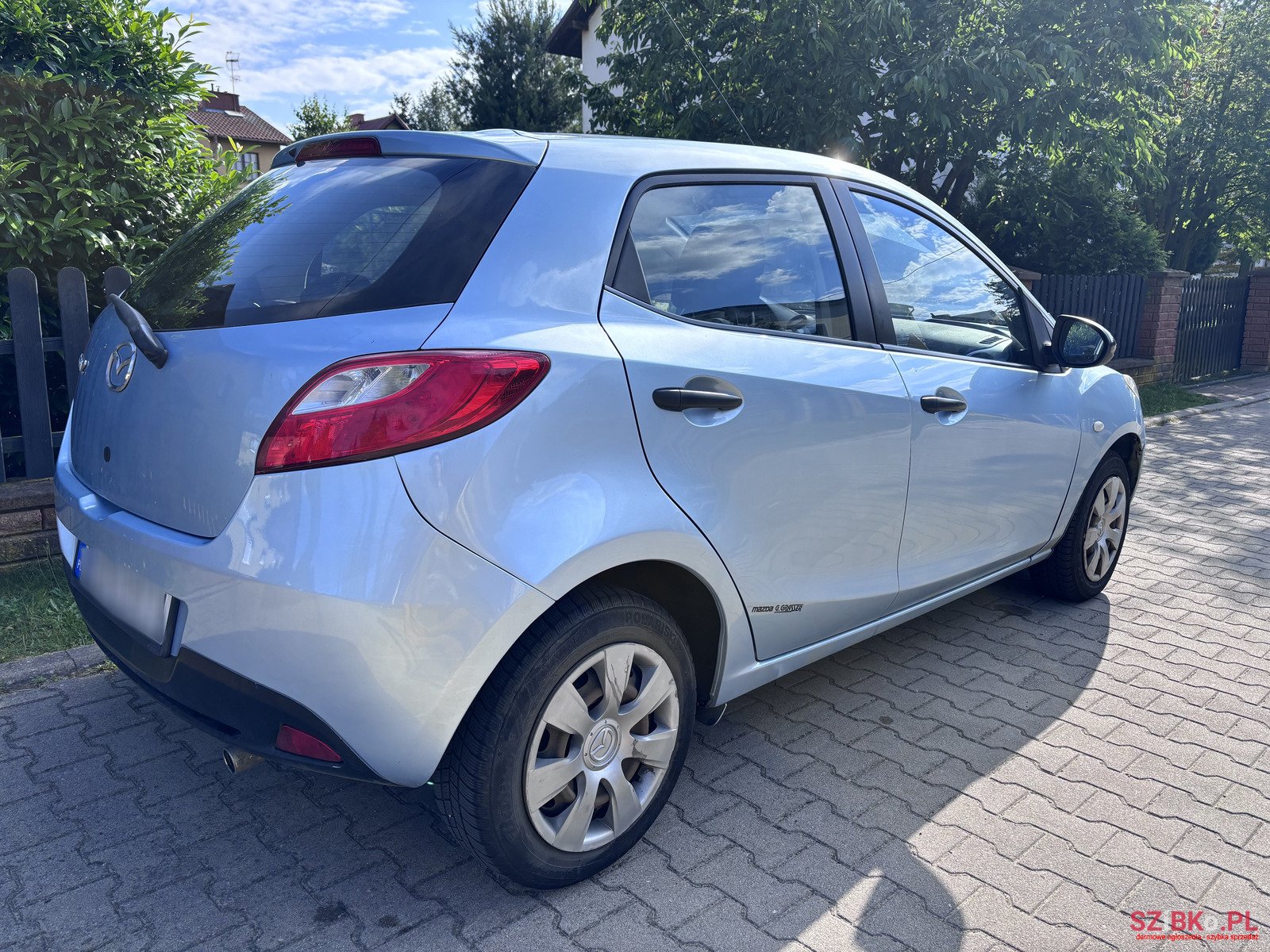 2009' Mazda 2 photo #5